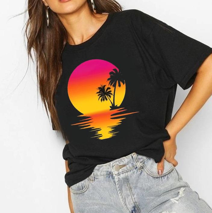 Sunset at the beach | Half sleeve black Tshirt