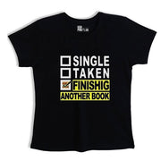 In love with books | Black Crop Top T-Shirt